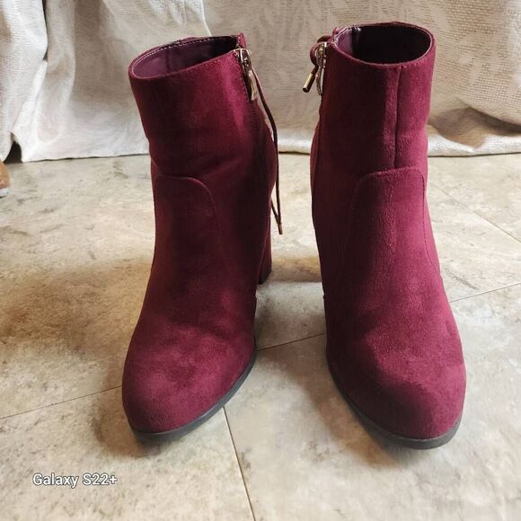 Eva & Zoe gorgeous suade burgandy ankle boots - Picture 4 of 9